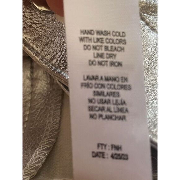 Jolie & Joy  SILVER METALLIC  FAUX LEATHER MINI SKIRT Size M - Picture 8 of 8